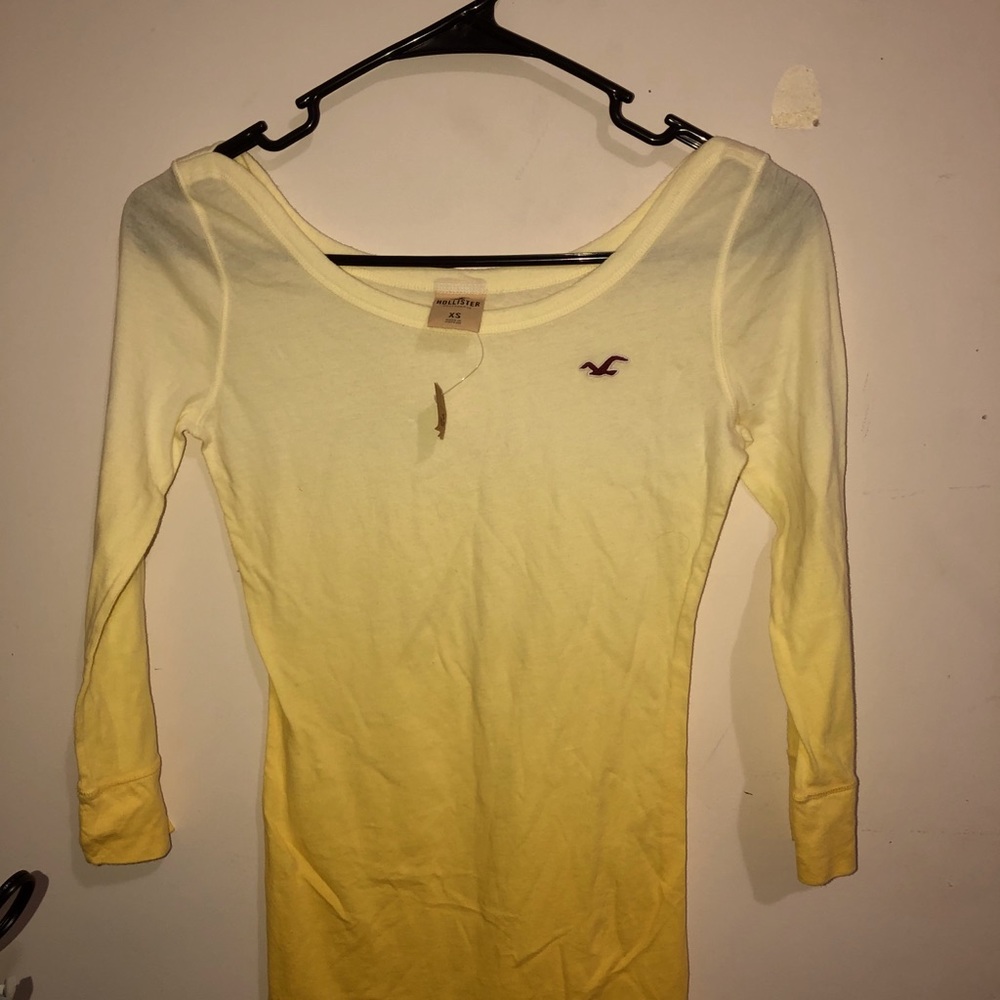 Quarter sleeve women’s Hollister top Size Xs